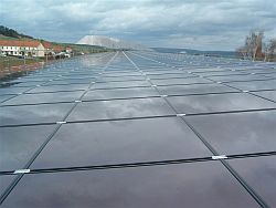 Photovoltaik-Anlage: 94 kWp Kaneka Dünnschichtmodulanlage